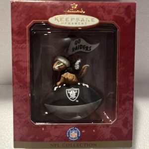 Hallmark Oakland‎ Raiders 1999 NFL Collection Vintage Football Ornament